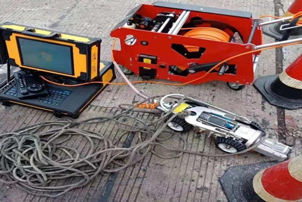 大石桥CCTV管道检测机器人